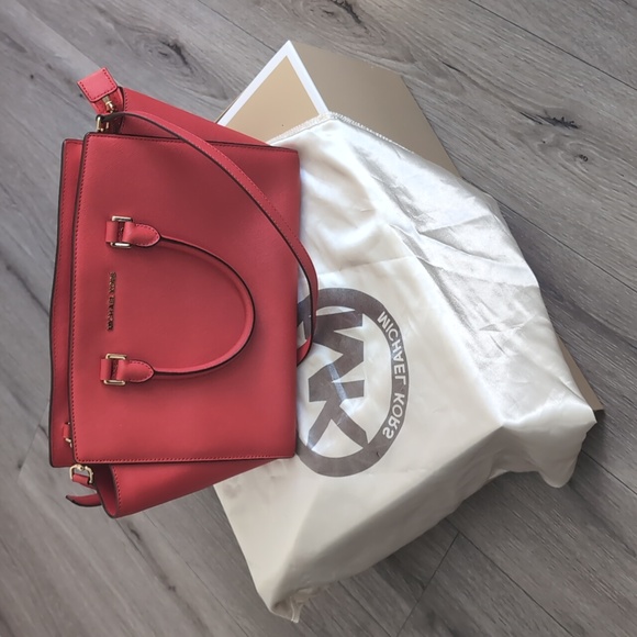 Michael Kors purse - Picture 6 of 6